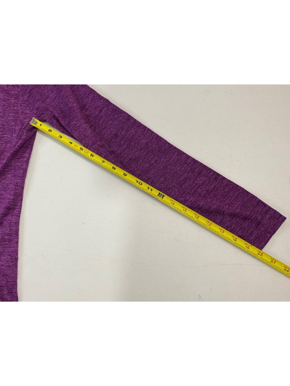 Under Armour Women Small HeatGear 1/4 Zip Pullover Purple Activewear - Picture 8 of 10